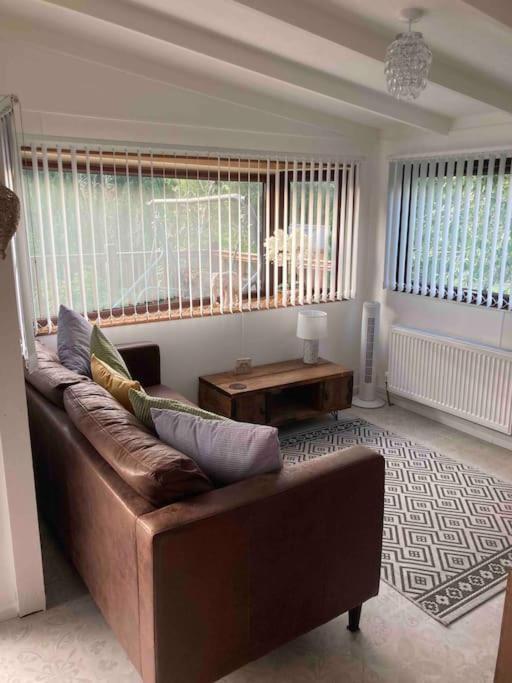 Cwtch Cymru Lodge 7F Caer Beris Holiday Lodge Park Builth Wells Dış mekan fotoğraf