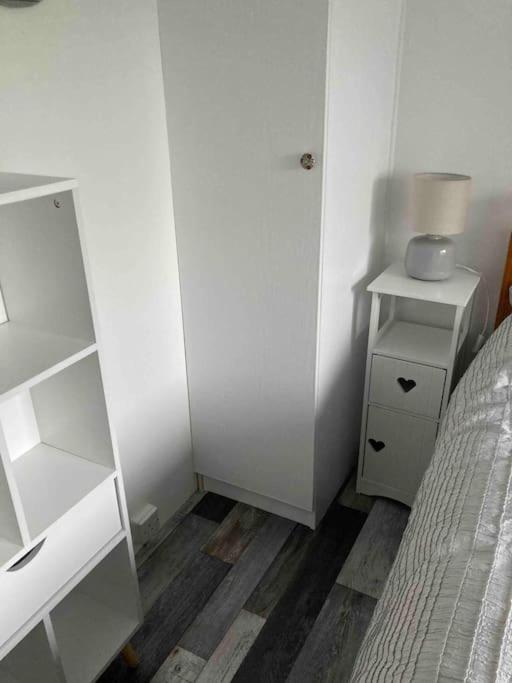 Cwtch Cymru Lodge 7F Caer Beris Holiday Lodge Park Builth Wells Dış mekan fotoğraf